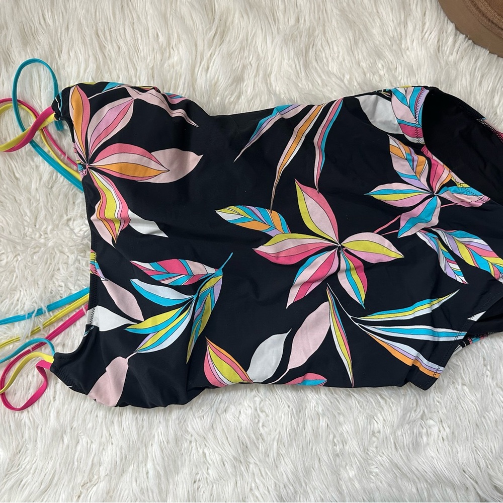 Colorful Leaf Print Swimsuit